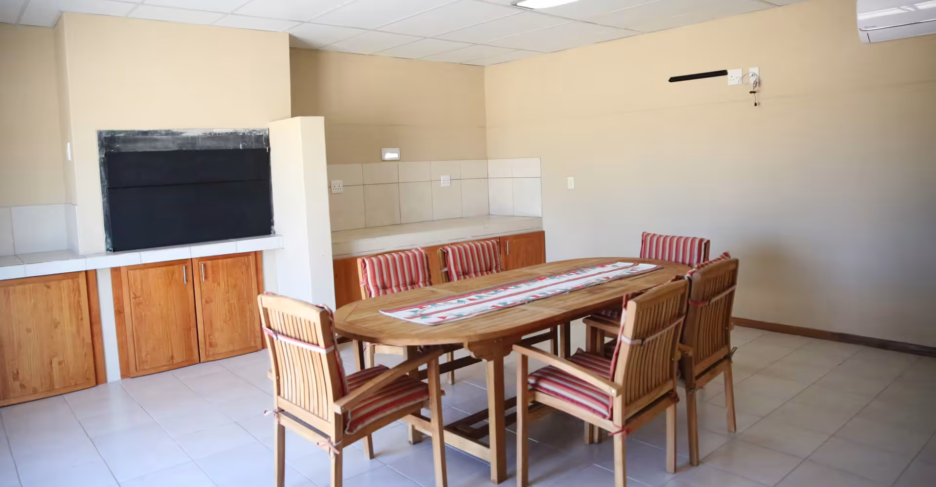 Guest House Accommodation in Augrabies near Kakamas - De Oude Stoor Guest House